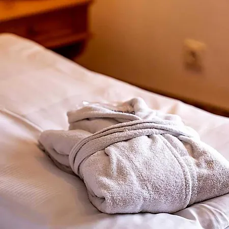 Hotell Fuerstenhof 4*