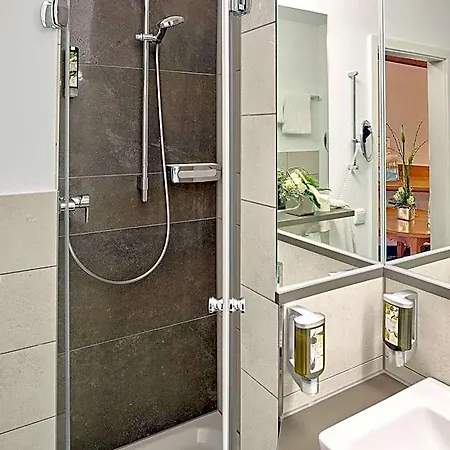 Fuerstenhof Hotell 4*